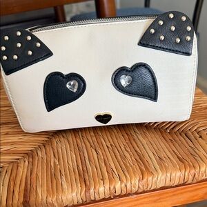 Chic Black and Cream Cosmetic Bag